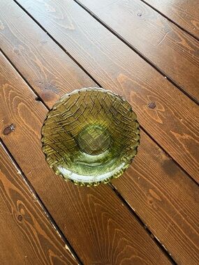 Indiana Glass Avocado Green Basketweave Glass Bowl